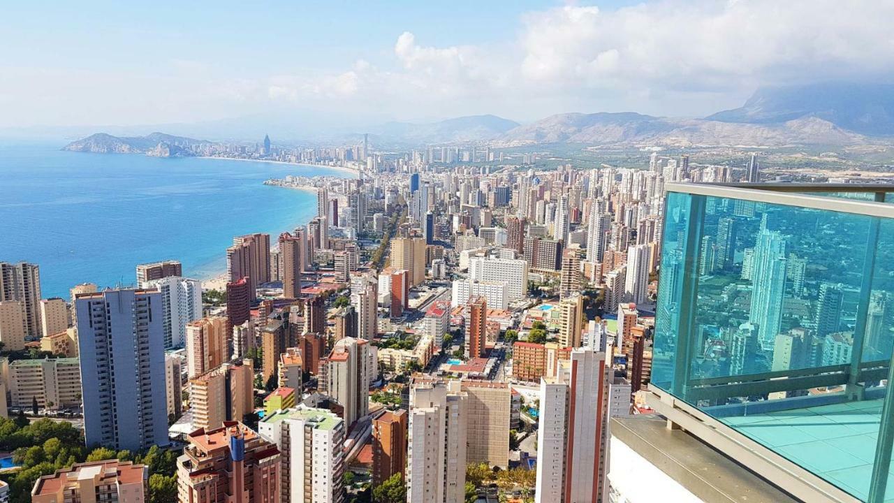 Highrise Apartment With Private Terrace & Sea Views - 34Th Floor Benidorm Exteriör bild